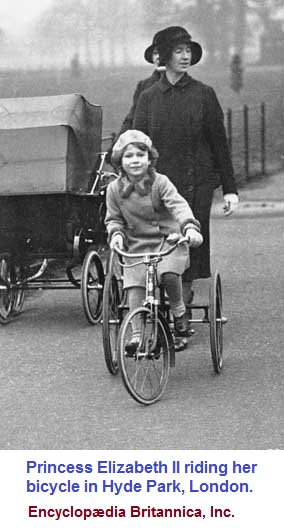 Elizabeth the II and her tricycle