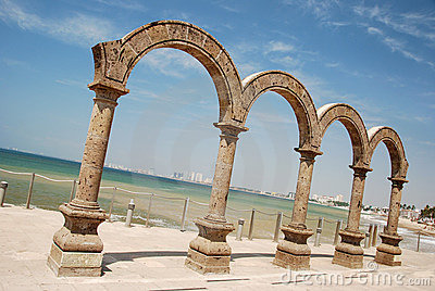 four arches example (42K)