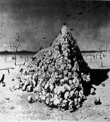 Skulls Pyramid (42K)